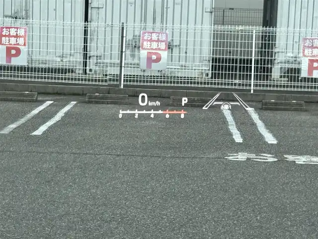 トヨタ ノア ハイブリッド S－Z 愛知県 2023(令5)年 1.6万km ホワイトパールクリスタルシャイン /ワンオーナー//純正メモリナビ//純正フルセグTV//CD/DVD/BT/USB/FM/AM//バックカメラ//ビルトインETC2.0//前後ドライブレコーダー//純正フリップダウン後席モニター//デジタルインナーミラー//AC100V//ヘッドアップディスプレイ//電動パーキングブレーキ//オートブレーキホールドスイッチ//Toyota Safety Sense//追従機能付きクルーズコントロール//プリクラッシュセーフティ//レーンアシスト//オートマチックハイビーム//横滑り防止装置//テレビキャンセラー//DRIVE/EV MODE//ステアスイッチ//補助確認装置//純正LEDオートライト//フロントフォグランプ//オートリトラミラー//ドアバイザー//両側パワースライドドア//シートヒーター(D/N)//ダブル/サイド/カーテンエアバック//スマートキー//スペアキー1本//取扱説明書//ナビ説明書//保証書