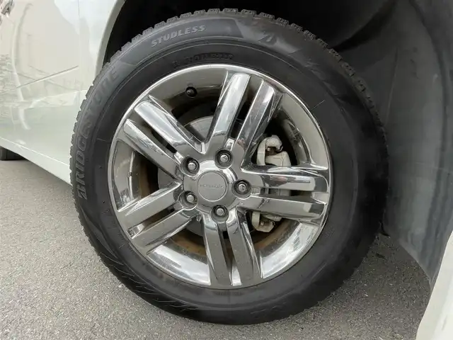 日産 セレナ ライダー ハイパフォーマンス 東京都 2009(平21)年 5.8万km ホワイトパール 純正ナビ/Bluetooth/テレビ/CDプレイヤー/DVD/MSV/ETC/バックカメラ/純正後席モニター/スマートキー/スペアキー/ドライブレコーダー/片側パワースライドドア/純正フロアマット/HIDヘッドライト/オートライト/純正サイドバイザー/ウィンカーミラー/ミラー型GPS（AR-915MT）
