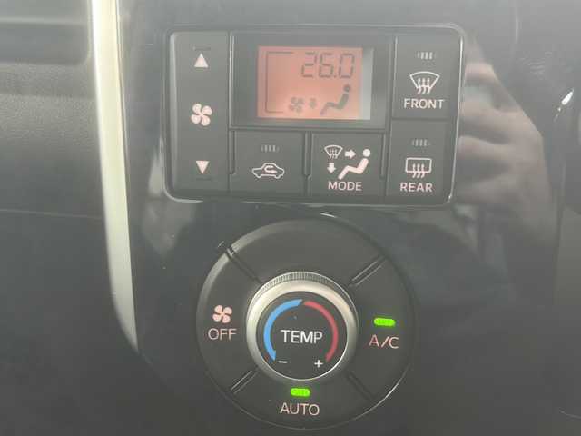 ダイハツ タント カスタム RS トップED SA Ⅲ 山形県 2017(平29)年 10.5万km ブラックマイカメタリック 社外メモリナビ/DVD　CD　Bluetooth　ラジオ　USB　フルセグTV　SD/両側パワースライドドア/ETC/オートライト/ハイビームアシスト/純正LEDヘッドライト/純正LEDフォグランプ/衝突被害軽減システム/ドライブレコーダー/純正アルミホイール　サマータイヤ　