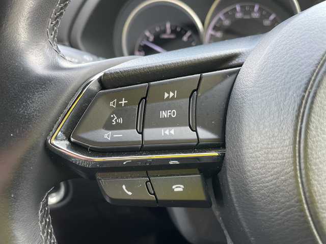 マツダ ＣＸ－８ XD Lパッケージ 石川県 2017(平29)年 5.9万km ジェットブラックマイカ 純正メモリーナビ　フルセグＴＶ　バックカメラ　ＬＥＤヘッドライト　スマートキー　レザーシート　パワーバックドア　スマートキー　レーダークルーズ　シートヒーター　ＢＳＭ　純正アルミホイール