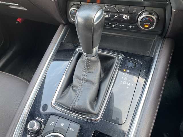 マツダ ＣＸ－８ XD Lパッケージ 石川県 2017(平29)年 5.9万km ジェットブラックマイカ 純正メモリーナビ　フルセグＴＶ　バックカメラ　ＬＥＤヘッドライト　スマートキー　レザーシート　パワーバックドア　スマートキー　レーダークルーズ　シートヒーター　ＢＳＭ　純正アルミホイール