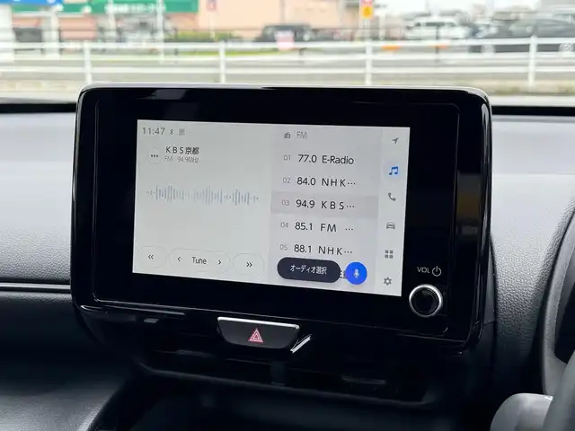 トヨタ ヤリスクロス ハイブリッド Z 滋賀県 2025(令7)年 0.1万km未満 ブラックマイカ/プラチナホワイトパールマイカ ワンオーナー/純正ディスプレイオーディオ コネクティッドナビ＋/　Bluetooth FM AM Miracast/パノラミックビューモニター/トヨタチームメイト/ブラインドスポットモニター/6スピーカー/ETC2.0/Toyota Safety Sense /プリクラッシュセーフティー/レーントレーシングアシスト/レーンディパーチャーアラート/レーダークルーズコントロール/オートマチックハイビーム/パーキングサポートブレーキ/ステアリングヒーター/スマートキー×2/プッシュスタート/純正18インチアルミ/