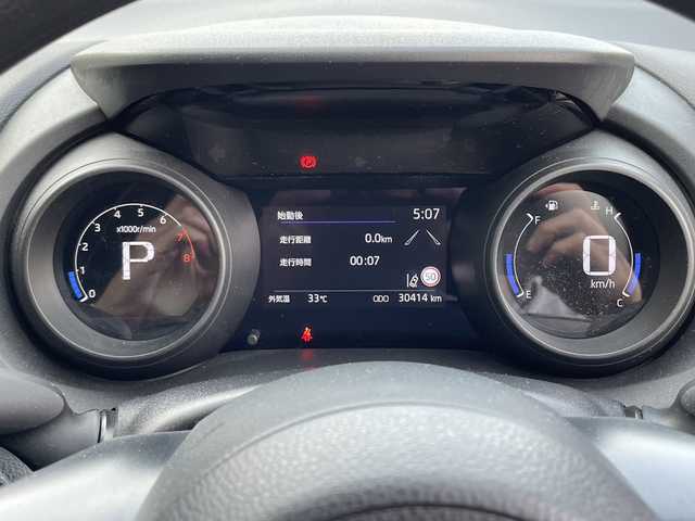 トヨタ ヤリスクロス X 大分県 2022(令4)年 3.1万km グレイッシュブルー ワンオーナー /純正ディスプレイオーディオ/Bluetooth/純正フロアマット/社外ETC/オートライト/オートマチックハイビーム/レーンキープアシスト/クルーズコントロール/MTモード付きAT/スマートキー/クルーズコントロール