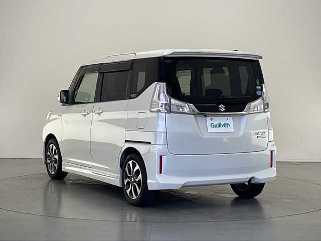 スズキ ソリオ バンディット HV MV Dカメラ ブレーキS 長野県 2017(平29)年 5万km ピュアホワイトP 4WD/ワンオーナー/純正メモリナビ&フルセグTV&CD&BT/クルーズコントロール/車線逸脱警報/衝突軽減ブレーキ/アイドリングストップ/前席シートヒーター/ウォークスルー/2列目サンシェード/ステアリングスイッチ/全方位カメラ/LEDヘッドライト/オートライト/フロントフォグランプ/電動格納ミラー/ウィンカーミラー/ドアミラーヒーター/純正15インチAW付サマータイヤ装着/社外15インチAW付スタッドレスタイヤ積込/純正フロアマット/純正ドアバイザー/プッシュスタート/スマートキー/スペアキー1本/取扱説明書/保証書