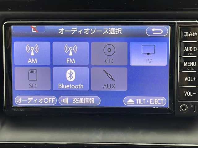 トヨタ エスクァイア Gi プレミアムパッケージ 新潟県 2018(平30)年 7.5万km ホワイトパールクリスタルシャイン ４WD/トヨタセーフティセンスC/純正SDナビ/　　ワンセグ/CD/AM/FM/BT/バックモニター/両側パワースライドドア/クルーズコントロール/LEDオートライト/オートマチックハイビーム/ハーフレザーシート/前席シートヒーター/純正アルミホイール付き/ステアリングスイッチ/アイドリングストップ/ハンドルヒーター/パーソナルテーブル/USBポート/スマートキー/ETC