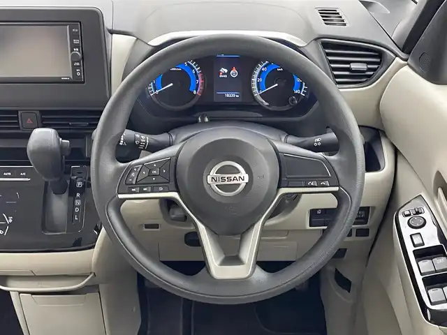 日産 ルークス X 兵庫県 2021(令3)年 1.9万km オレンジ 純正メモリーナビ/(MJ120D-W)/フルセグ CD BT/アラウンドビューモニター/エマージェンシーブレーキ/コーナーセンサー/ドライブレコーダー/片側パワースライドドア/アイドリングストップ/純正フロアマット/オートライト/スマートキー/スペアキー/アイドリングストップ/取扱い説明書/新車時保証書
