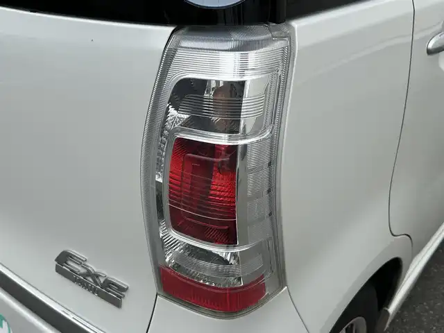 ダイハツ タント エグゼ カスタムG 山形県 2010(平22)年 5万km パールホワイトⅢ 禁煙車/社外SDナビ/・CD/DVD/HIDライト/フォグランプ/リモコンキー/社外アルミホイール/純正フロアマット/ETC/ダブルエアバック/電動格納ミラー/ドアバイザー/取扱説明書