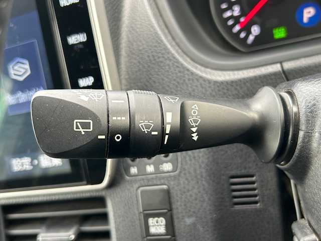 トヨタ ヴォクシー ZS 煌Ⅲ 大阪府 2021(令3)年 6.1万km イナズマスパーキングブラックガラスフレーク １０インチナビ　/フルセグ　/Ｂｌｕｅｔｏｏｔｈ　/バックカメラ　/フリップダウンモニター　/両側パワースライドドア　/ＨＤＭＩ　/クルーズコントロール　/前後ドラレコ　/前後コーナーセンサー　/ＥＴＣ　/フロアーマット