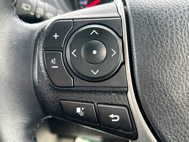 トヨタ ヴォクシー ZS 煌Ⅲ 大阪府 2021(令3)年 6.1万km イナズマスパーキングブラックガラスフレーク １０インチナビ　/フルセグ　/Ｂｌｕｅｔｏｏｔｈ　/バックカメラ　/フリップダウンモニター　/両側パワースライドドア　/ＨＤＭＩ　/クルーズコントロール　/前後ドラレコ　/前後コーナーセンサー　/ＥＴＣ　/フロアーマット