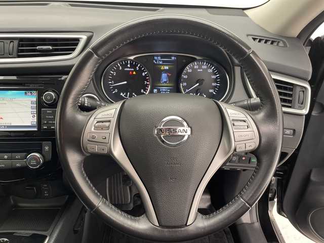 日産 エクストレイル 20Xtt エマージェンシーブレーキ 愛知県 2017(平29)年 3.2万km ダイヤモンドブラック 純正ナビ/全方位カメラ/レーダークルーズコントロール/シートヒーター/電動リアゲート/コーナーセンサー/純正アルミホイール/LEDヘッドライト/ドライブレコーダー/ETC/フルセグ/CD DVD/Bluetooth/ステアリングスイッチ/スマートキー/プッシュスタート