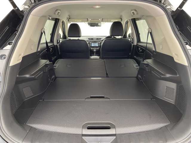 日産 エクストレイル 20Xtt エマージェンシーブレーキ 愛知県 2017(平29)年 3.2万km ダイヤモンドブラック 純正ナビ/全方位カメラ/レーダークルーズコントロール/シートヒーター/電動リアゲート/コーナーセンサー/純正アルミホイール/LEDヘッドライト/ドライブレコーダー/ETC/フルセグ/CD DVD/Bluetooth/ステアリングスイッチ/スマートキー/プッシュスタート