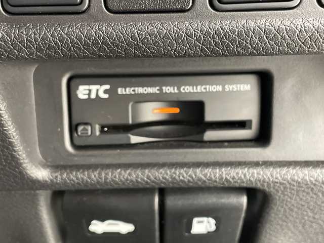 日産 エクストレイル 20Xtt エマージェンシーブレーキ 愛知県 2017(平29)年 3.2万km ダイヤモンドブラック 純正ナビ/全方位カメラ/レーダークルーズコントロール/シートヒーター/電動リアゲート/コーナーセンサー/純正アルミホイール/LEDヘッドライト/ドライブレコーダー/ETC/フルセグ/CD DVD/Bluetooth/ステアリングスイッチ/スマートキー/プッシュスタート