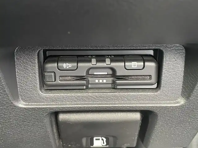 日産 ノート S 熊本県 2021(令3)年 5.1万km ピュアホワイトパール 純正ディスプレイオーディオ/・AM/FM/USB/BT/アラウンドビューモニター/インテリジェントエマージェンシーブレーキ/踏み間違い防止アシスト/車線逸脱警報/後側方支援/ハイビームアシスト/標識検知機能/インテリジェントルームミラー/ETC/純正フロアマット/電動格納ミラー/ウインカーミラー/プッシュスタート/スマートキー