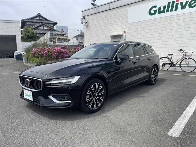 ボルボ ボルボ Ｖ６０ アルティメット B4 神奈川県 2024(令6)年 1.5万km オニキスブラックP 1オーナー/パノラマガラスサンルーフ/Bowers&Wilkinプレミアムサウンド/純正センターディスプレイ/・Googleマップ/・AppleCarplay/AndrodAuto/・YouTube/・全方位カメラ/ナッパレザーシート/・前席パワーシート/・全席シートヒーター/ステアリングヒーター/ワイヤレススマホ充電/電動リアゲート/運転支援システム/・パイロットアシスト/・レーンキーピングエイド/・アクティブハイビーム/スマートキーX2