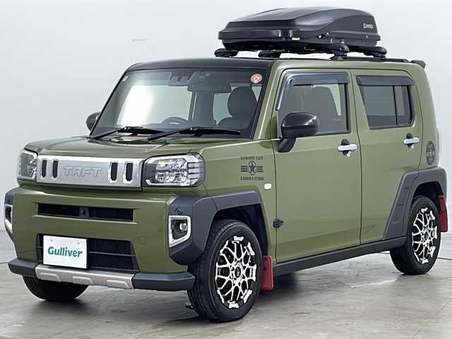 ダイハツ タフト G 道央・札幌 2020(令2)年 2.2万km フォレストカーキメタリック ・４ＷＤ/・純正ナビＤＴＶ・ＢＴ・ＣＤ・ＤＶＤ・ＳＤ・ＵＳＢ/・アラウンドビューモニター/・ガラスルーフ/・スマートアシスト/・衝突軽減ブレーキ/・ペダル踏み間違い時加速抑制機能/・車線逸脱抑制制御機能/・先行車発進お知らせ機能/・誤発進抑制機能/・路肩逸脱警報機能/・ルーフレール/・ルーフキャリア/・ルーフＢＯＸ/・前席シートヒーター/・ＬＥＤオートライト/・オートマチックハイビーム/・純正ドラレコ/・スマートキー/・シートカバー