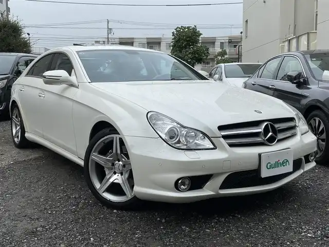 メルセデス・ベンツ ＣＬＳ３５０ AMG スポーツパッケージ 東京都 2008(平20)年 3.2万km ダイヤモンドホワイト 走行31569km/左ハンドル/サンルーフ/レザーシート(ベージュ/前席電動)/純正ナビ/DVDビデオ再生/HDDミュージックレジスター/ドライブレコーダー(ユピテル)/ETC車載器/電動トランクリッド/純正19インチアルミホイール(AMG)/AMGスポーツマフラー/キセノンヘッドランプ/純正スペアキー1本付/取説/整備手帳