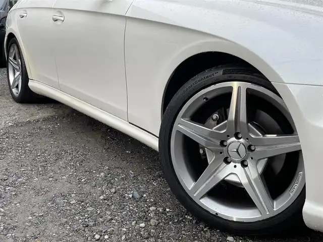 メルセデス・ベンツ ＣＬＳ３５０ AMG スポーツパッケージ 東京都 2008(平20)年 3.2万km ダイヤモンドホワイト 走行31569km/左ハンドル/サンルーフ/レザーシート(ベージュ/前席電動)/純正ナビ/DVDビデオ再生/HDDミュージックレジスター/ドライブレコーダー(ユピテル)/ETC車載器/電動トランクリッド/純正19インチアルミホイール(AMG)/AMGスポーツマフラー/キセノンヘッドランプ/純正スペアキー1本付/取説/整備手帳