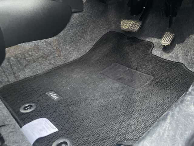 トヨタ ヴィッツ F スマイルエディション 岡山県 2014(平26)年 10.8万km ブラックマイカ 社外アルミホイール14インチ/プッシュスタート/ETC/純正フロアマット/ドアバイザー