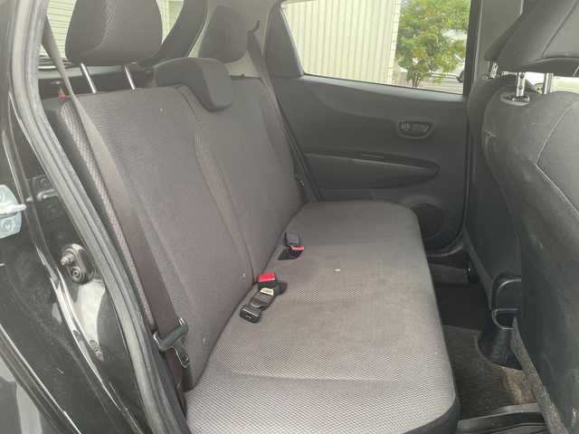 トヨタ ヴィッツ F スマイルエディション 岡山県 2014(平26)年 10.8万km ブラックマイカ 社外アルミホイール14インチ/プッシュスタート/ETC/純正フロアマット/ドアバイザー