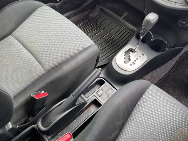 トヨタ ヴィッツ F スマイルエディション 岡山県 2014(平26)年 10.8万km ブラックマイカ 社外アルミホイール14インチ/プッシュスタート/ETC/純正フロアマット/ドアバイザー