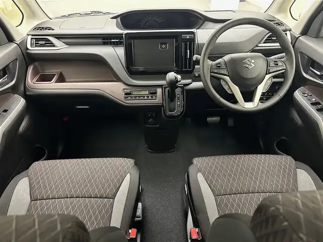 スズキ ソリオ バンディット HV MV 兵庫県 2024(令6)年 0.1万km未満 パール 登録済未使用車/デュアルカメラブレーキサポート/全方位モニター用カメラパッケージ/レーダークルーズコントロール/レーンキープアシスト/コーナーセンサー/両側パワースライドドア/ヘッドアップディスプレイ/LEDヘッドライト/オートライト/オートハイビーム/ステアリングリモコン/アイドリングストップ/シートヒーター/スマートキー/スペアキー/取扱い説明書/新車時保証書