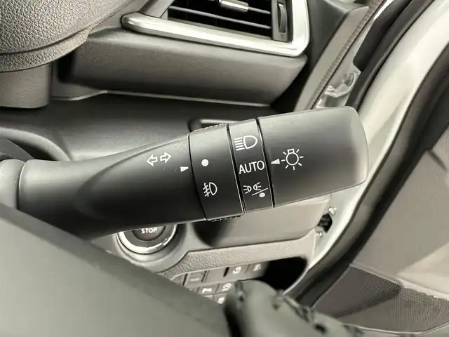 スズキ ソリオ バンディット HV MV 兵庫県 2024(令6)年 0.1万km未満 パール 登録済未使用車/デュアルカメラブレーキサポート/全方位モニター用カメラパッケージ/レーダークルーズコントロール/レーンキープアシスト/コーナーセンサー/両側パワースライドドア/ヘッドアップディスプレイ/LEDヘッドライト/オートライト/オートハイビーム/ステアリングリモコン/アイドリングストップ/シートヒーター/スマートキー/スペアキー/取扱い説明書/新車時保証書