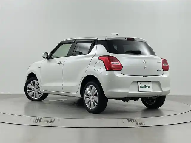 スズキ スイフト HYBRID ML 道東・釧路十勝 2019(平31)年 5.8万km ピュアホワイトP ・4WD/・セーフティパッケージ/・デュアルセンサーブレーキサポート/・純正ナビCN-RZ746W/(フルセグTV/CD/DVD/Bluetooth/USB/SD/AM/FM)/・バックカメラ/・レーダークルーズコントロール/・パドルシフト/・シートヒーター/・ビルトインETC/・アイドリングストップ/・オートLEDヘッドライト/・スマートキー/・プッシュスタート/・エンジンスターター/・純正１６インチアルミホイール