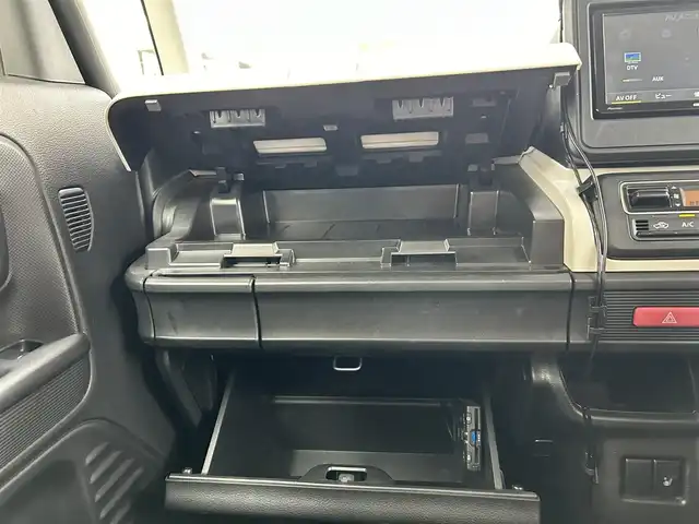スズキ スペーシア HYBRID G 岩手県 2020(令2)年 3.3万km ピュアホワイトP ４ＷＤ　/社外ＳＤナビ(型式AVIC-RW303)/(CD、DVD、AUX、USB、ipod、フルセグTV)　/バックカメラ　/前方ミラー型ドライブレコーダー/ＥＴＣ　/コーナーセンサー　/プッシュスタート　/スマートキー×２　/社外エンジンスターター/アイドリングストップ　/運転席シートヒーター　/衝突軽減装置　/オートライト　/ドアバイザー/フロアマット/12V/120Wソケット/保証書　取説　ナビ取説