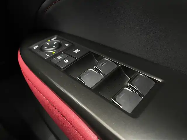 レクサス ＮＸ 350h Fスポーツ 大阪府 2023(令5)年 3.2万km グラファイトブラックガラスフレーク ワンオーナー/4WD/ムーンルーフ/アドバンスドパーク/パーキングサポートブレーキ/純正14インチナビ/・BT/フルセグ/Apple car play/Android auto/パノラミックビューモニター/ヘッドアップディスプレイ/赤革/メモリシート/パワーシート/シートヒーター/エアシート/電動リアゲート/純正20インチアルミホイール/ETC2/0/USBソケット/タイプCソケット/アクセサリーコンセントAC100V/レクサスセーフティー＋/・プリクラッシュセーフティー/・緊急時操舵運転支援/・フロントクロストラフィックアラート/・レーンチェンジ/・オートマチックハイビーム/ブラインドスポットモニター/保証書/記録簿R5/R6/R7/スペアキー/カードキー