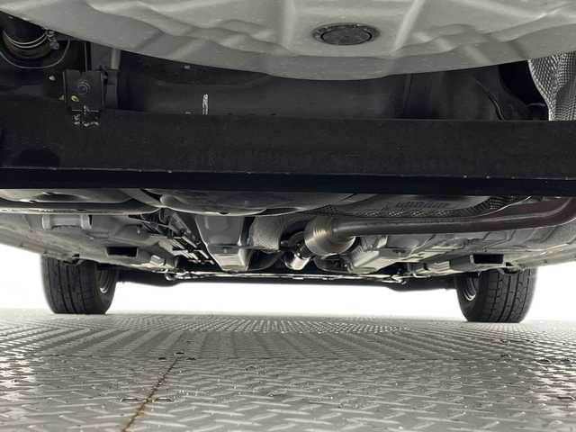 日産 ノート e－パワー X 新潟県 2019(令1)年 1.8万km ブリリアントホワイトパール 純正ナビ/　　フルセグ/CD/DVD/BT/アラウンドビューモニター/LEDオートライト/デジタルインナーミラー/レーンキープ/スマートキー