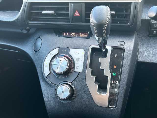 トヨタ シエンタ G セーフティエディションⅡ 大阪府 2021(令3)年 4.1万km ホワイトパールクリスタルシャイン 純正7インチメモリナビ（NSCN-W68）/バックカメラ/ワンセグナビ/CD/DVD/AM/FM/BT/純正ドライブレコーダー（ZDR-016)/純正ETC（ナビ連動）/両側スライドドア/LEDヘッドライト/トヨタセーフティーセンス/プリクラッシュセーフティ（歩行者【昼】検知機能付衝突回避支援タイプ）/レーンディパーチャーアラート/オートマチックハイビーム/先行車発進告知機能/ドライブスタートコントロール/インテリジェントクリアランスソナー［パーキングサポートブレーキ（静止物）］/SRSエアバッグ（運転席/助手席）/前後センサー/電動格納ドアミラー