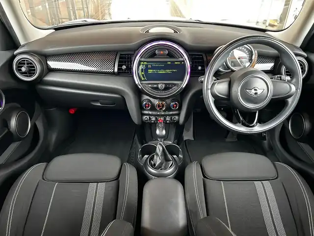 ＭＩＮＩ ミニ クーパー S 富山県 2015(平27)年 7.4万km ペッパー・ホワイト フルセグTV/HDDナビ/バックカメラ/プッシュスタート/ETC/Bluetooth接続/純正ナビ/FM/AMラジオ/フロアマット