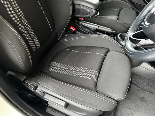 ＭＩＮＩ ミニ クーパー S 富山県 2015(平27)年 7.4万km ペッパー・ホワイト フルセグTV/HDDナビ/バックカメラ/プッシュスタート/ETC/Bluetooth接続/純正ナビ/FM/AMラジオ/フロアマット
