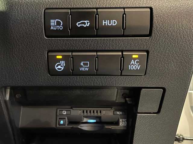 レクサス ＲＸ 450hL 道央・札幌 2022(令4)年 1.4万km ソニッククォーツ ムーンルーフ/”マークレビンソン”プレミアムサラウンドサウンドシステム/アクセサリーコンセント/おくだけ充電/セカンドキャプテンシート/Lexus Safety System+/パノラミックビューモニター/三眼フルLEDヘッドランプ/カラーヘッドアップディスプレイ/本革シート/パワーシート/シートヒーター/シートベンチレーション/ステアリングヒーター/純正メモリナビ/パワーバックドア/ETC
