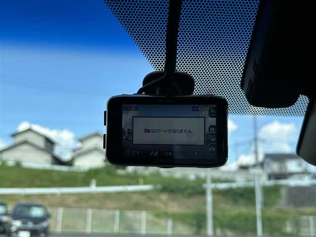 トヨタ ハリアー プレミアム 岡山県 2018(平30)年 6.3万km ブラック 純正9インチナビ　NSZT-Y66T/フルセグTV、CD、DVD、Bluetooth、AM、FM/バックカメラ/ビルトインETC2.0/ドライブレコーダー　DRV-830 /モデリスタエアロ/スカッフプレート/運転席パワーシート/ハーフレザーシート/TVキャンセラー/電動パーキングブレーキ/ブレーキホールド/トヨタセーフティセンス/・プリクラッシュセーフティ/・レーンディパーチャーアラート/・アダブティブハイビーム/・レーダークルーズコントロール/LEDヘッドライト/LEDシーケンシャルランプ/防眩インナーミラー/パワーバックドア
