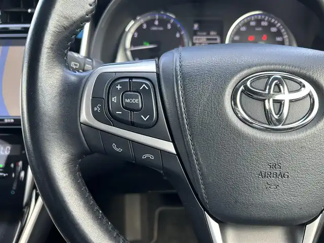 トヨタ ハリアー プレミアム 岡山県 2018(平30)年 6.3万km ブラック 純正9インチナビ　NSZT-Y66T/フルセグTV、CD、DVD、Bluetooth、AM、FM/バックカメラ/ビルトインETC2.0/ドライブレコーダー　DRV-830 /モデリスタエアロ/スカッフプレート/運転席パワーシート/ハーフレザーシート/TVキャンセラー/電動パーキングブレーキ/ブレーキホールド/トヨタセーフティセンス/・プリクラッシュセーフティ/・レーンディパーチャーアラート/・アダブティブハイビーム/・レーダークルーズコントロール/LEDヘッドライト/LEDシーケンシャルランプ/防眩インナーミラー/パワーバックドア