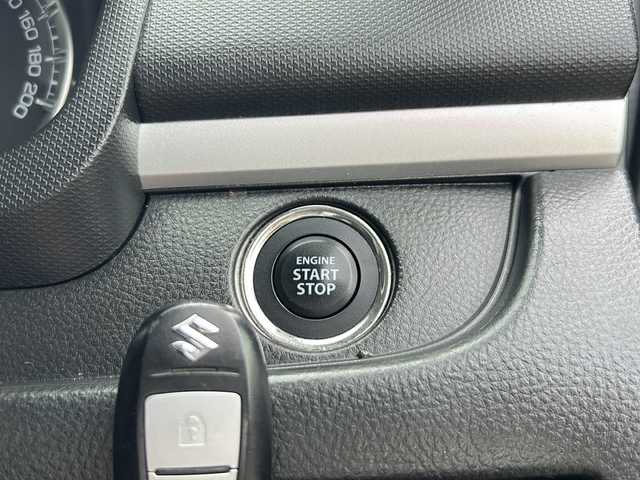 スズキ スイフト RS 青森県 2015(平27)年 8.1万km スーパーブラックパール ・4WD/・ターボ/・社外ナビ/・フルセグ/・AM/FM/BT/CD/・横滑り防止装置/・クルーズコントロール/・D＋N席シートヒーター/・ワイパーデアイサー/・前後ドライブレコーダー/・社外ETC/・MT付ATパドルシフト/・スマートキー/・ドアバイザー/・ステアリングリモコン/・プッシュスタート/・フォグランプ/・社外15インチAW