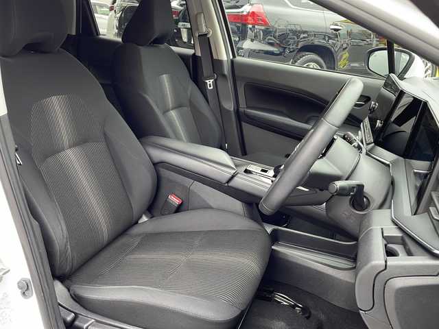 日産 ノート X FOUR 長野県 2021(令3)年 2.2万km ピュアホワイトパール 禁煙車/純正9インチナビ（フルセグTV/Bluetooth/USB）/インテリジェントアラウンドビューモニター/インテリジェントルームミラー/・インテリジェントエマージェンシーブレーキ/・踏み間違い衝突防止アシスト/・ふらつき警報/・標識検知機能/・ハイビームアシスト/・車線逸脱防止支援システム/・後側方衝突防止支援システム/前席シートヒーター/ステアリングヒーター/置くだけ充電/革巻きステアリング/ステアリングスイッチ/電動パーキングブレーキ/ブレーキホールド/LEDヘッドライト/オートライト/スマートキー/Pスタート/電動格納ミラー/純正フロアマット/ドアバイザー/社外AWスタッドレス積み込み