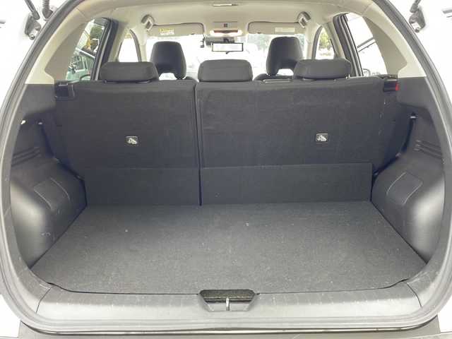 日産 ノート X FOUR 長野県 2021(令3)年 2.2万km ピュアホワイトパール 禁煙車/純正9インチナビ（フルセグTV/Bluetooth/USB）/インテリジェントアラウンドビューモニター/インテリジェントルームミラー/・インテリジェントエマージェンシーブレーキ/・踏み間違い衝突防止アシスト/・ふらつき警報/・標識検知機能/・ハイビームアシスト/・車線逸脱防止支援システム/・後側方衝突防止支援システム/前席シートヒーター/ステアリングヒーター/置くだけ充電/革巻きステアリング/ステアリングスイッチ/電動パーキングブレーキ/ブレーキホールド/LEDヘッドライト/オートライト/スマートキー/Pスタート/電動格納ミラー/純正フロアマット/ドアバイザー/社外AWスタッドレス積み込み