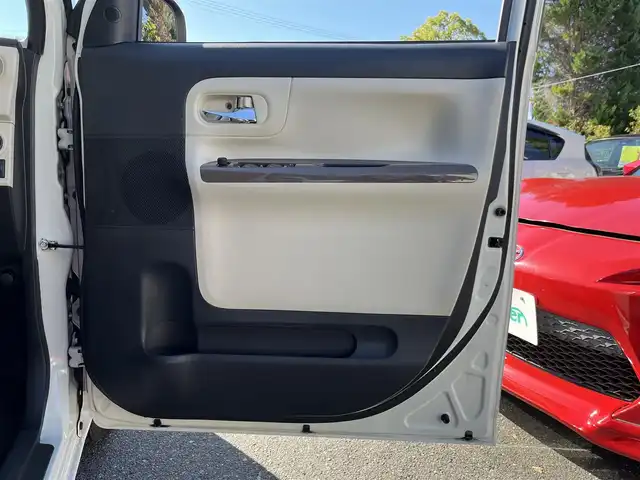 ダイハツ ムーヴ キャンバス X メイクアップ リミテッド SAⅢ 三重県 2018(平30)年 4.6万km パールホワイトⅢ/スムースグレーマイカメタリック 2トーン 純正8インチナビ(Bluetooth/HDMI/SD/USB)/パノラマモニター/ドライブレコーダー/ETC/両側パワースライドドア/スマートアシスト3(衝突回避支援ブレーキ/衝突警報(対車両/歩行者)/車線逸脱警報/誤発進抑制制御(前方/後方)/先行車発進お知らせ/オートハイビーム)/LEDフロントフォグランプ/置きラクボックス(後席)/キーフリーシステム/プッシュスタート/スペアキー