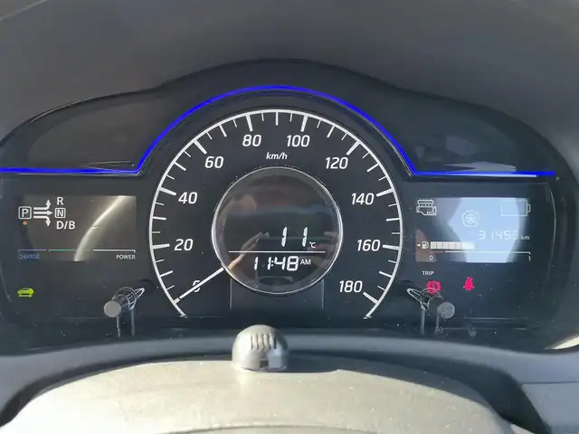 日産 ノート e－パワー メダリスト 茨城県 2018(平30)年 3.2万km ダークメタルグレー 純正ナビ/【iPod・SD・AM・FM・TV・ウォークマン・USB・BT・CD・DVD・VTR・AUX】/デジタルインナーミラー/ETC/全方位カメラ/前後コーナーセンサー/レーダークルコン/オートライト/Fフォグ/LEDライト/横滑り防止装置/衝突被害軽減システム/純正フロアマット/社外アルミホイール/ステリモ