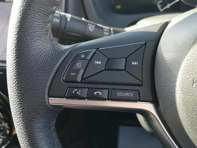 日産 ノート e－パワー メダリスト 茨城県 2018(平30)年 3.2万km ダークメタルグレー 純正ナビ/【iPod・SD・AM・FM・TV・ウォークマン・USB・BT・CD・DVD・VTR・AUX】/デジタルインナーミラー/ETC/全方位カメラ/前後コーナーセンサー/レーダークルコン/オートライト/Fフォグ/LEDライト/横滑り防止装置/衝突被害軽減システム/純正フロアマット/社外アルミホイール/ステリモ