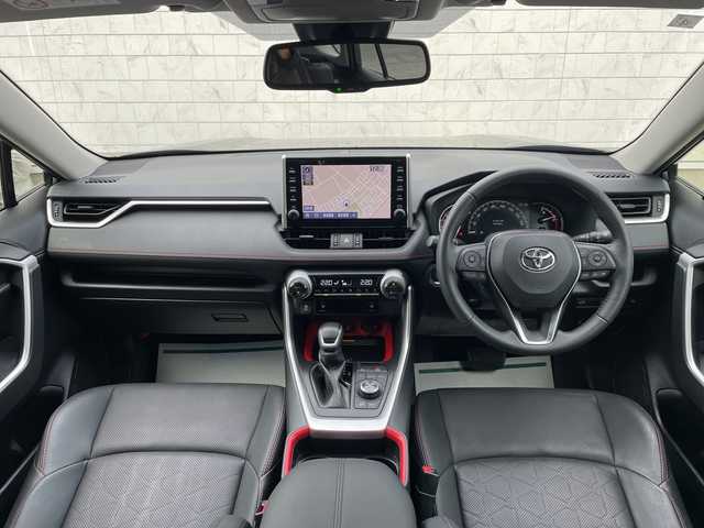 トヨタ ＲＡＶ４ アドベンチャー オフロードPKG 山形県 2021(令3)年 4万km グレーメタリック 禁煙車/Toyota Safety Sense/・プリクラッシュセーフティ/・レーントレーシングアシスト/・レーダークルーズコントロール/・ロードサインアシスト/・発進遅れ告知機能/・オートマチックハイビーム/・アダプティブハイビームシステム/・緊急時操舵支援（アクティブ操舵機能）/クリアランスソナー/ブラインドスポットモニター/レザーシート/シートヒーター/ベンチレーション/純正ディスプレイオーディオ/BT.USB.MiraCast/バックカメラ/ビルトインETC/置くだけ充電/電動パーキングブレーキ/オートホールド/パワーバックドア/ステアリングヒーター/プッシュスタート/スマートキーｘ２