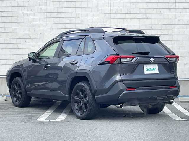 トヨタ ＲＡＶ４ アドベンチャー オフロードPKG 山形県 2021(令3)年 4万km グレーメタリック 禁煙車/Toyota Safety Sense/・プリクラッシュセーフティ/・レーントレーシングアシスト/・レーダークルーズコントロール/・ロードサインアシスト/・発進遅れ告知機能/・オートマチックハイビーム/・アダプティブハイビームシステム/・緊急時操舵支援（アクティブ操舵機能）/クリアランスソナー/ブラインドスポットモニター/レザーシート/シートヒーター/ベンチレーション/純正ディスプレイオーディオ/BT.USB.MiraCast/バックカメラ/ビルトインETC/置くだけ充電/電動パーキングブレーキ/オートホールド/パワーバックドア/ステアリングヒーター/プッシュスタート/スマートキーｘ２
