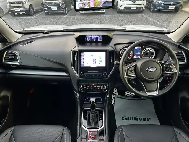 スバル フォレスター プレミアム 埼玉県 2018(平30)年 3.1万km パール STiエアロ/黒革シート/前席パワーシート/前席シートヒーター/純正ナビTV/ダイヤトーンサウンド/バック＆左サイドカメラ/デジタルインナーミラー/ステアヒーター/パワーバックドア/置くだけ充電/純正１８インチアルミ/クリアランスソナー/LEDヘッドライト/プッシュスタート/スマートキー/業者施工の内外装クリーニング済/保証書付整備手帳/取扱説明書