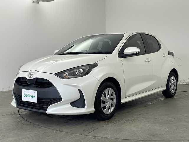 トヨタ ヤリス X 兵庫県 2020(令2)年 4.3万km ホワイトパールクリスタルシャイン ・Toyota　Safety　Sense/・プリクラッシュセーフティ/・レーントレーシングアシスト/・レーダークルーズコントロール/・オートマチックハイビーム/・ロードサインアシスト/・先行車発進告知機能/・純正ディスプレイオーディオナビ/BT/USB/Miracast/・バックカメラ/・ビルトインETC/・ステアリングスイッチ/・スマートキー/・リアシートリマインダー/・保証書