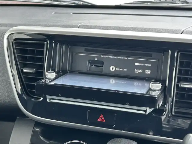 日産 デイズ ルークス X Vセレクション 静岡県 2017(平29)年 6.9万km ホワイトパール 純正7インチナビ/（FM/AM/CD/DVD/Bluetooth/iPod/SD）/フルセグTV/両側電動スライドドア/全周囲カメラ/ドラレコ/ベンチシート/フルフラットシート/純正フロアマット/プッシュスタート/スマートキー/エアバッグ/横滑り防止システム/HIDライト