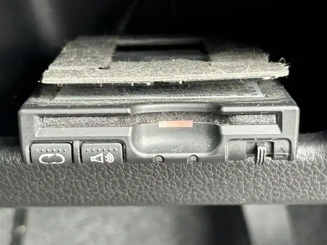 日産 デイズ ルークス X Vセレクション 静岡県 2017(平29)年 6.9万km ホワイトパール 純正7インチナビ/（FM/AM/CD/DVD/Bluetooth/iPod/SD）/フルセグTV/両側電動スライドドア/全周囲カメラ/ドラレコ/ベンチシート/フルフラットシート/純正フロアマット/プッシュスタート/スマートキー/エアバッグ/横滑り防止システム/HIDライト