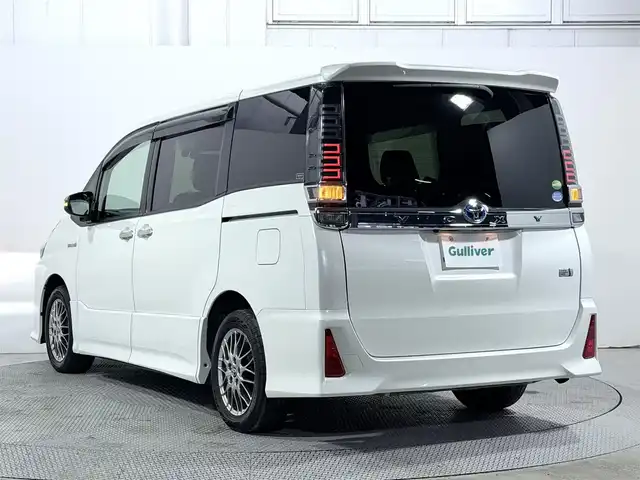 トヨタ ヴォクシー ハイブリッド ZS 煌 大阪府 2018(平30)年 5.2万km ホワイトパールクリスタルシャイン ALPINE11incナビTV バックカメラ シートヒーター クルーズコントロール 衝突軽減ブレーキ レーンアシスト 両側パワースライドドア リアオートエアコン ドライブレコーダー ETC