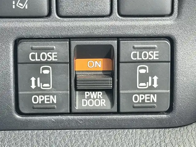 トヨタ ヴォクシー ハイブリッド ZS 煌 大阪府 2018(平30)年 5.2万km ホワイトパールクリスタルシャイン ALPINE11incナビTV バックカメラ シートヒーター クルーズコントロール 衝突軽減ブレーキ レーンアシスト 両側パワースライドドア リアオートエアコン ドライブレコーダー ETC